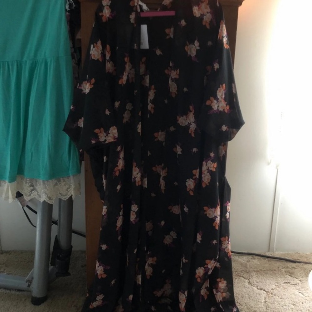 Lularoe floral coverup